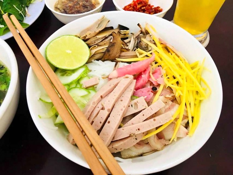 Bún mắm nêm: Hương vị phố núi Pleiku. @baogialai