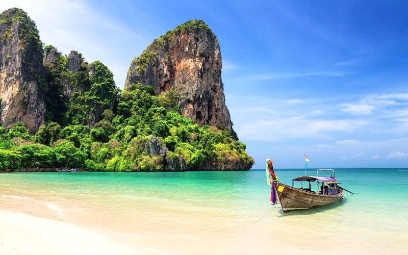 Phuket 2024: Tại sao không? 🌴🇹🇭