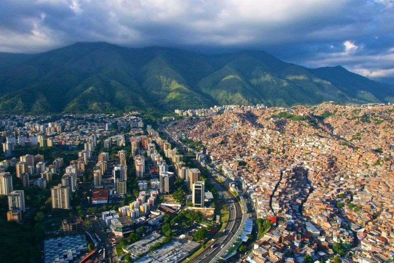 Caracas, thủ đô xinh đẹp của Venezuela.