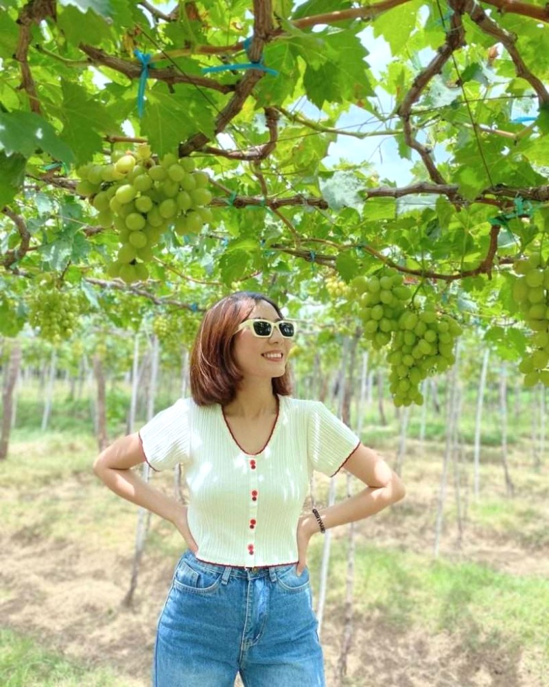 Nho Ba Mọi: Quà Ninh Chữ độc đáo! 🍇