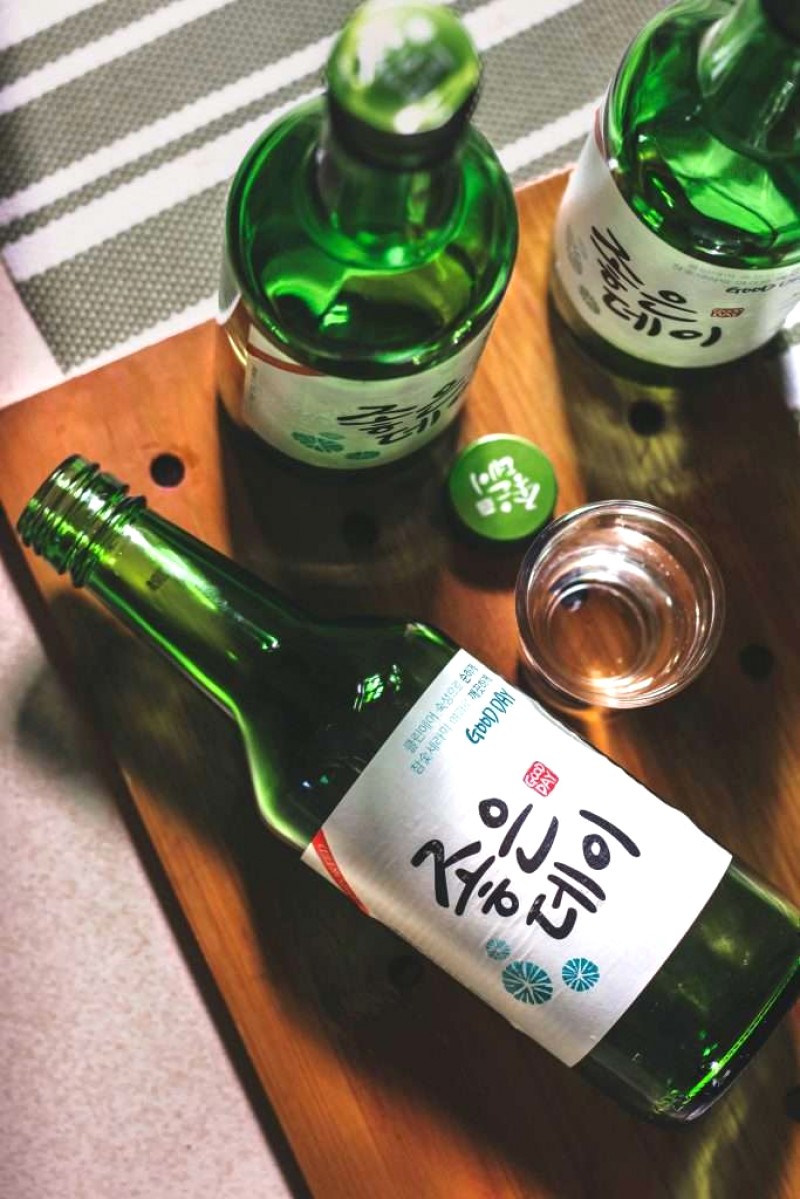 Soju: Mỹ tửu Hàn Quốc.