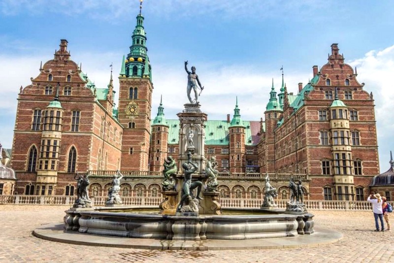 Lâu đài Frederiksborg ở Đan Mạch