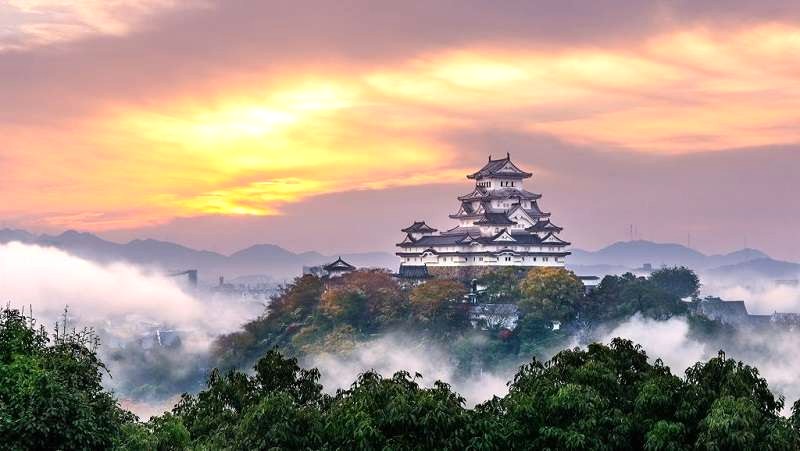 Lâu đài Himeji, trung tâm thành phố Himeji, tỉnh Hyogo.