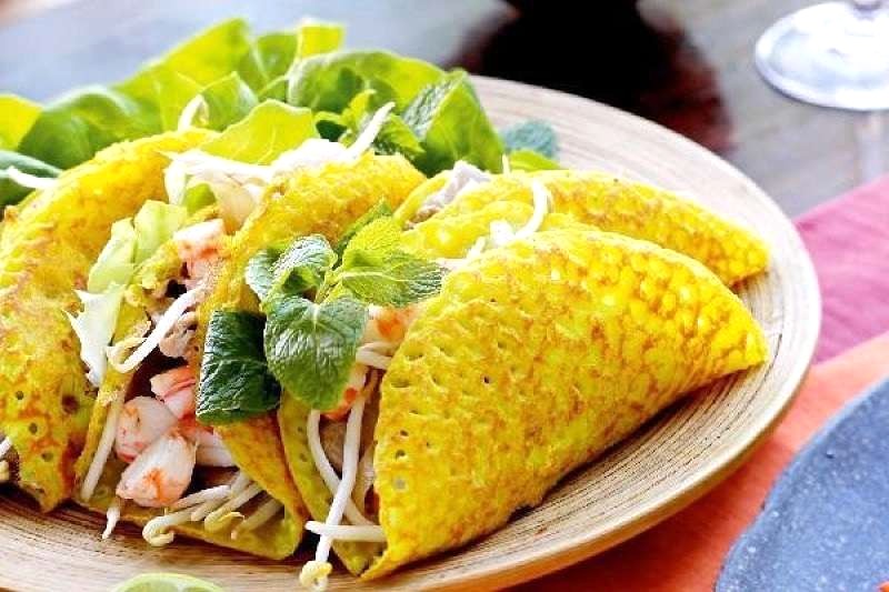 Bánh xèo miền Trung: Thơm ngon nức tiếng!