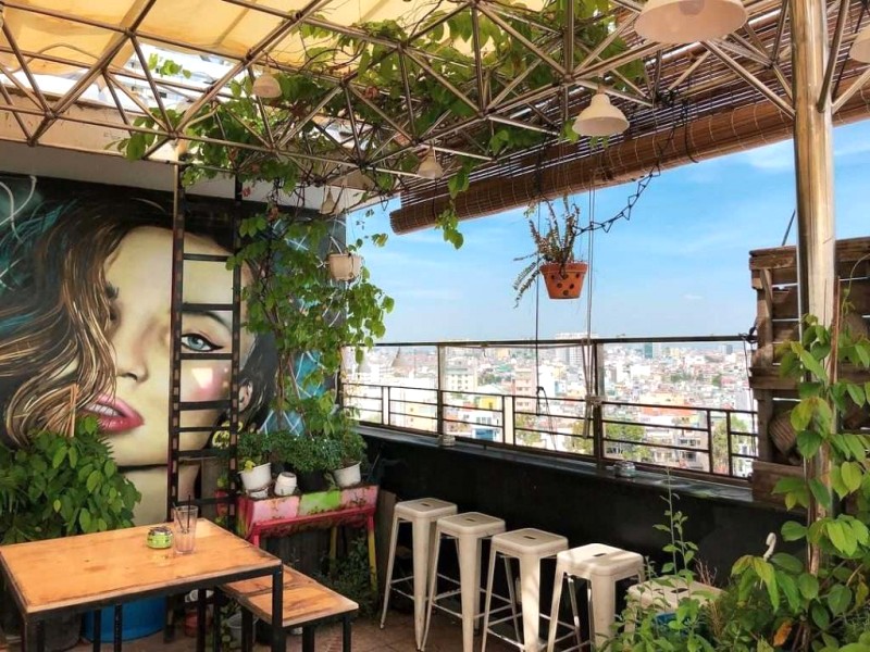 Hẹn gặp bạn ở Mary Janes The Bar nhé! 🌳🍹