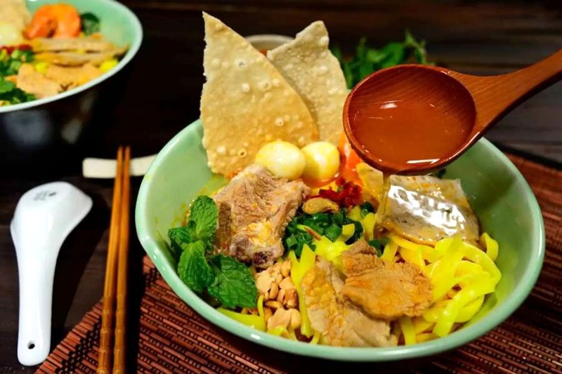 Đừng bỏ lỡ Mì Quảng Đà Nẵng! 🍜