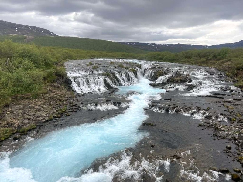 Thác nước hình bông hoa Bruarfoss