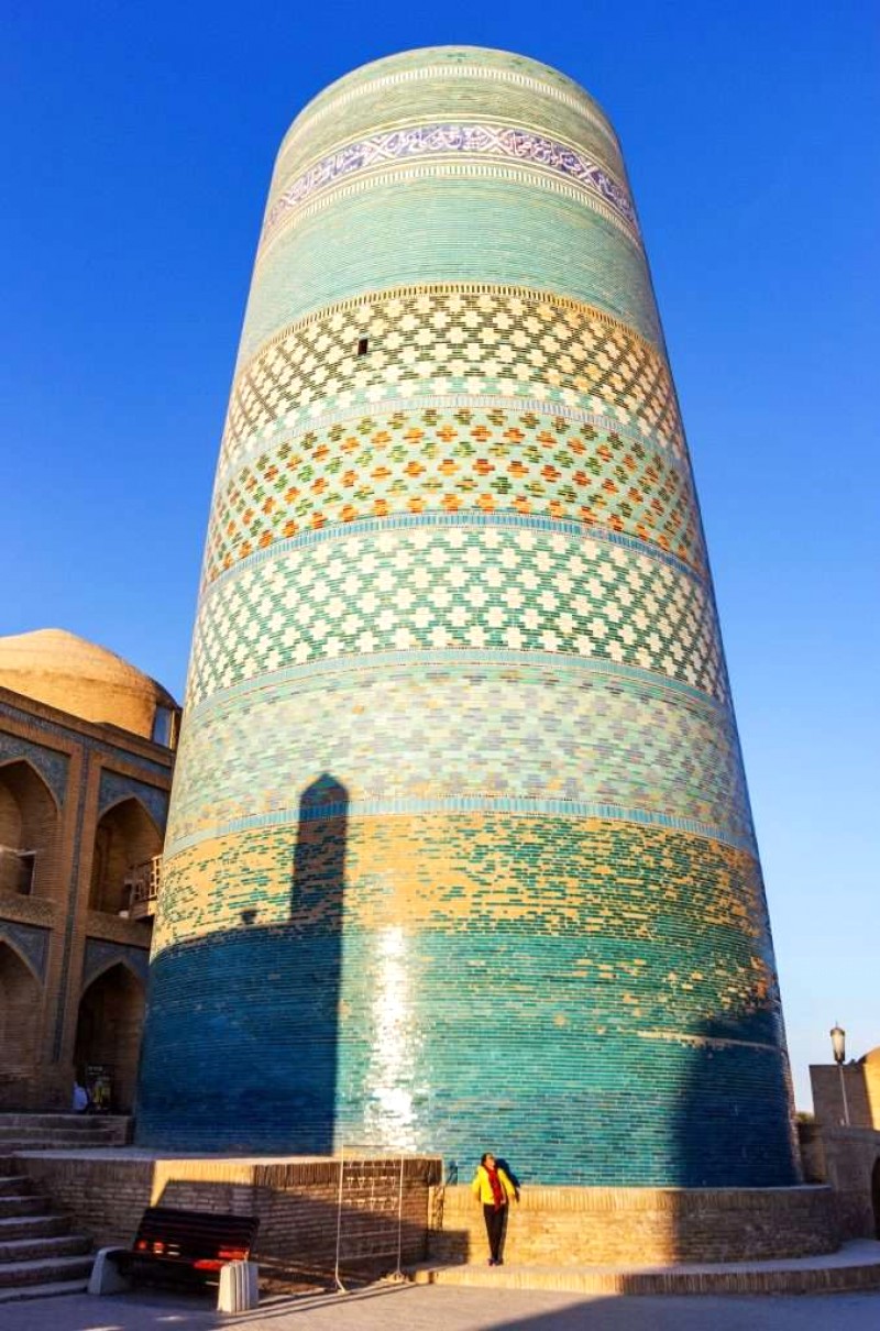 Tháp Kalta-Minor 29m, biểu tượng Khiva.