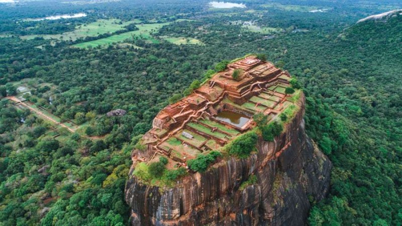 Sigiriya: Thành phố cổ & pháo đài đỉnh núi