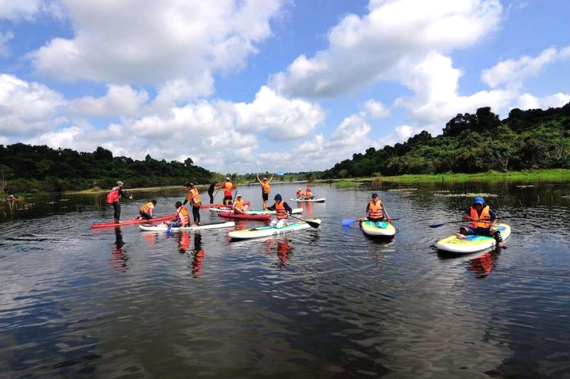 SUP Hồ Trị An @moonlake.travel