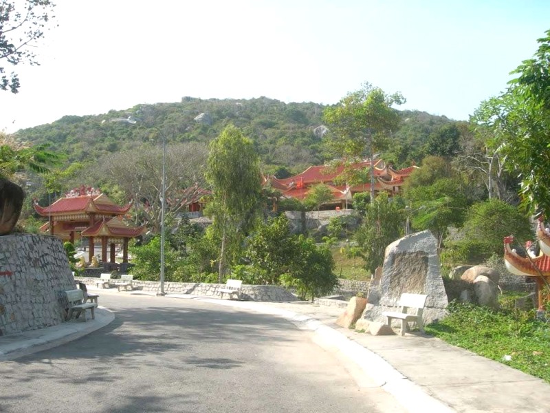 Leo núi Minh Đạm, ngắm trọn sơn thủy hữu tình, trải nghiệm độc đáo! ⛰️🏞️