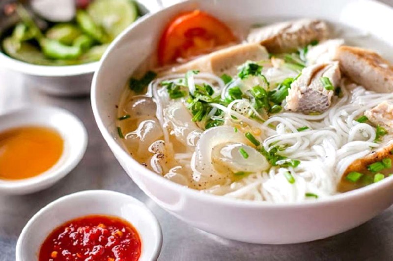 Bún sứa Phú Yên: Hải sản tươi ngon, đậm đà!