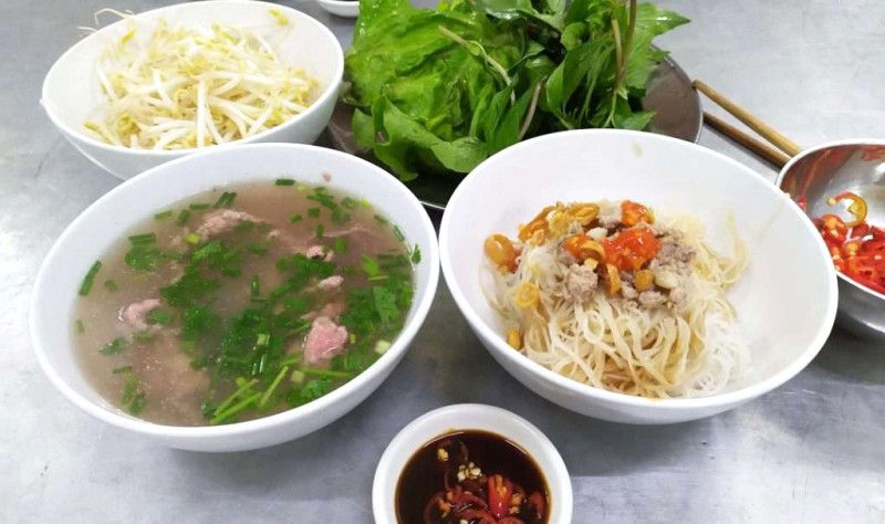 Phở khô: Trải nghiệm độc đáo! @baogialai