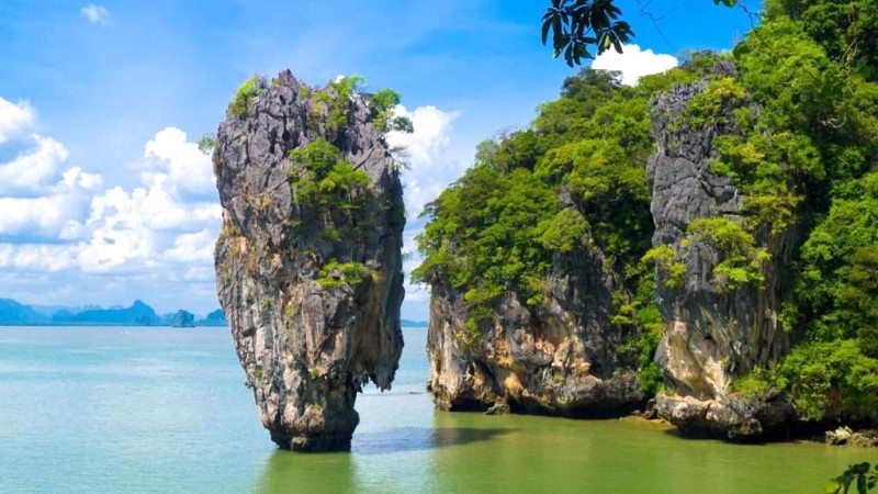 Vịnh Phang Nga.@Sưu tầm