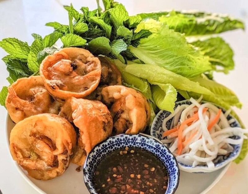 Bánh cống Cần Thơ: Không thể bỏ lỡ!