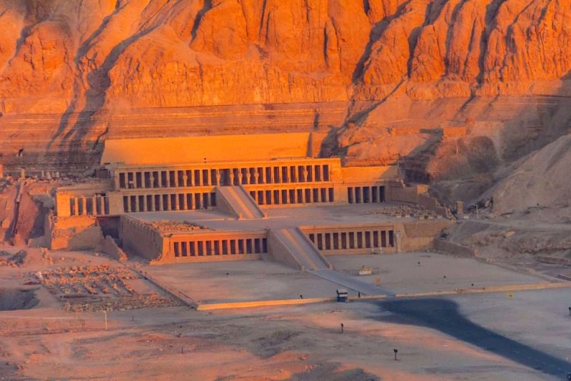 Kiến trúc đền Hatshepsut độc đáo, khác biệt so với Ai Cập.