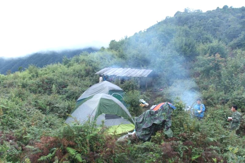 Ăn sáng chuẩn bị cho một ngày dài.