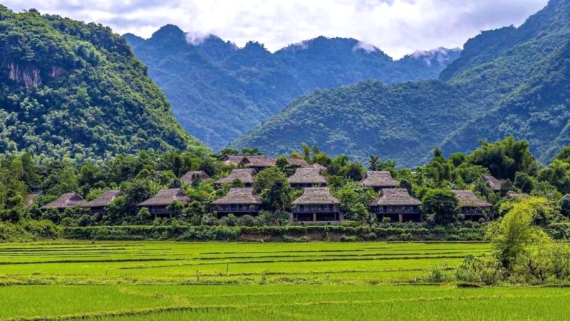 Bản Lác Mai Châu: Yên bình, say đắm lòng người.