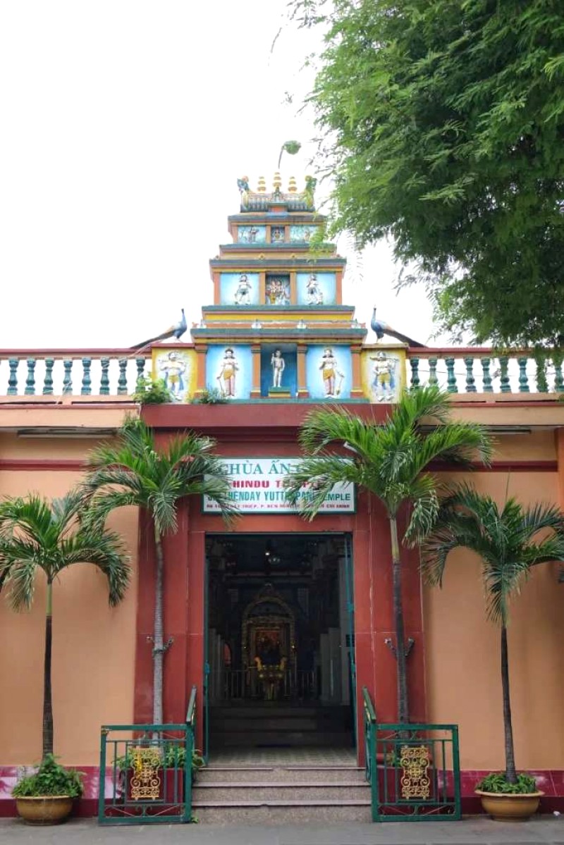 Khám phá 3 ngôi đền Hindu Sài Gòn.