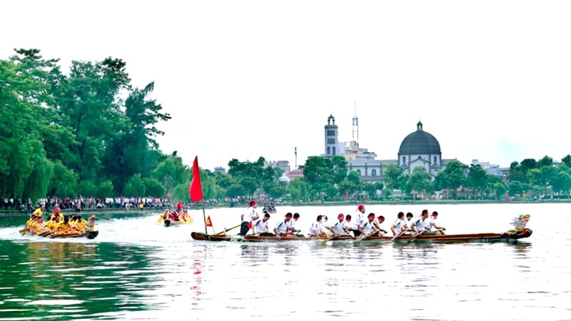 Hồ Vị Xuyên: Viên ngọc giữa lòng Nam Định