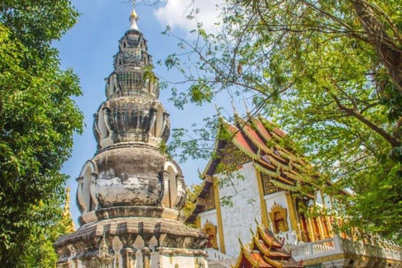 Khám phá Wat Ku Tao độc đáo ở Chiang Mai.