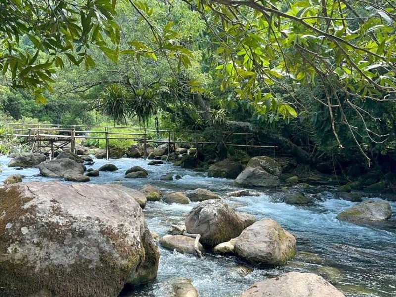 Suối Moọc: Tiên cảnh Quảng Bình