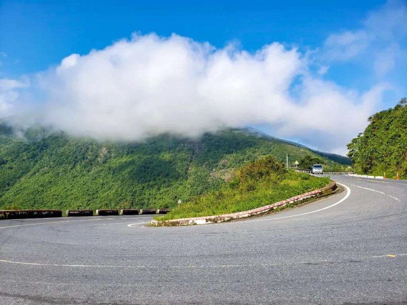 Khám phá đèo Cả, Hải Vân: Nơi biển núi giao hòa.