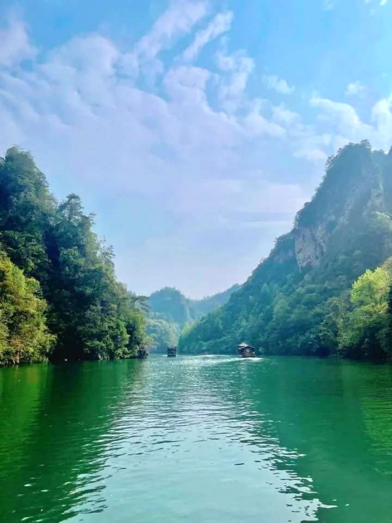 Hồ Bảo Phong & núi Thất Tinh Sơn, Hồ Nam.