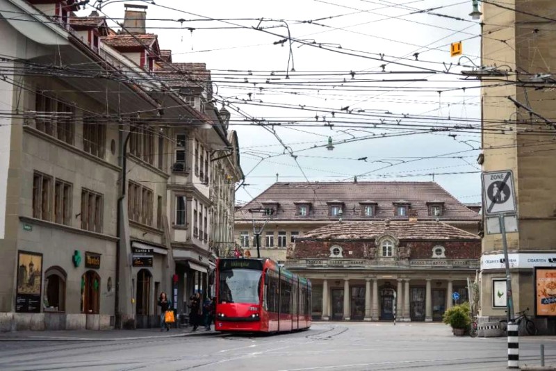 Iseltwald: Thiên đường Alps & Kỷ niệm Bern