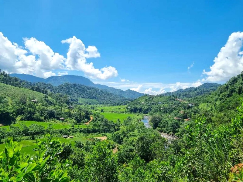 Thác Bảy Tầng:  Hào hùng giữa đại ngàn.