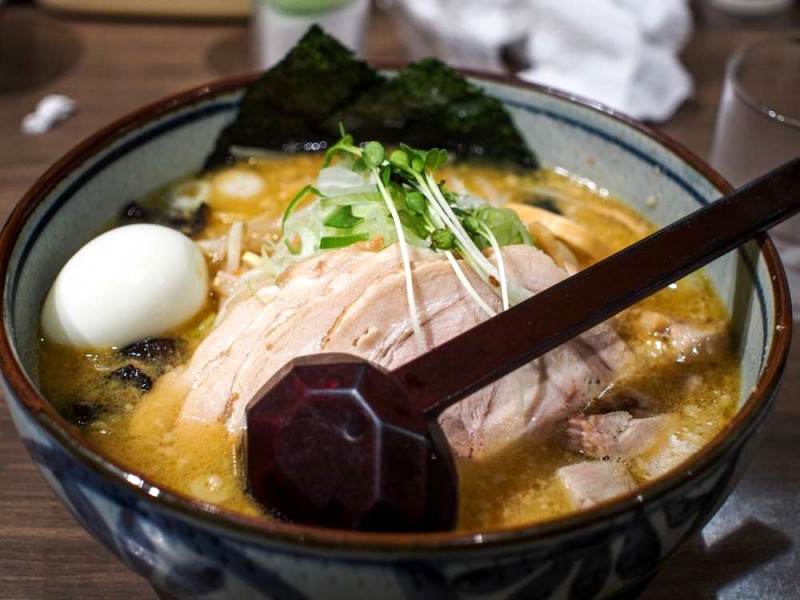 Món ramen ngon nhất ở Ginza: Bí mật ẩn giấu