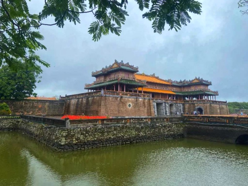 Điện Kiến Trung: Trở lại tráng lệ.