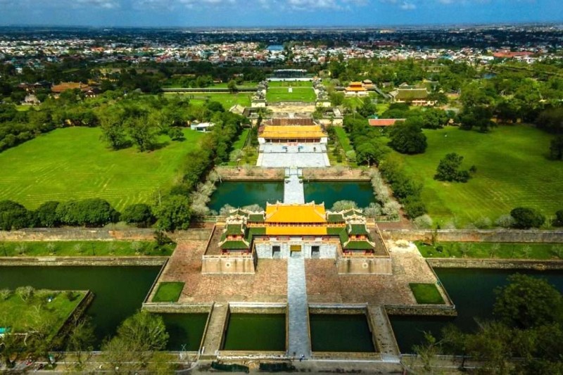 Huế tháng 3: Nét xuân dịu dàng.