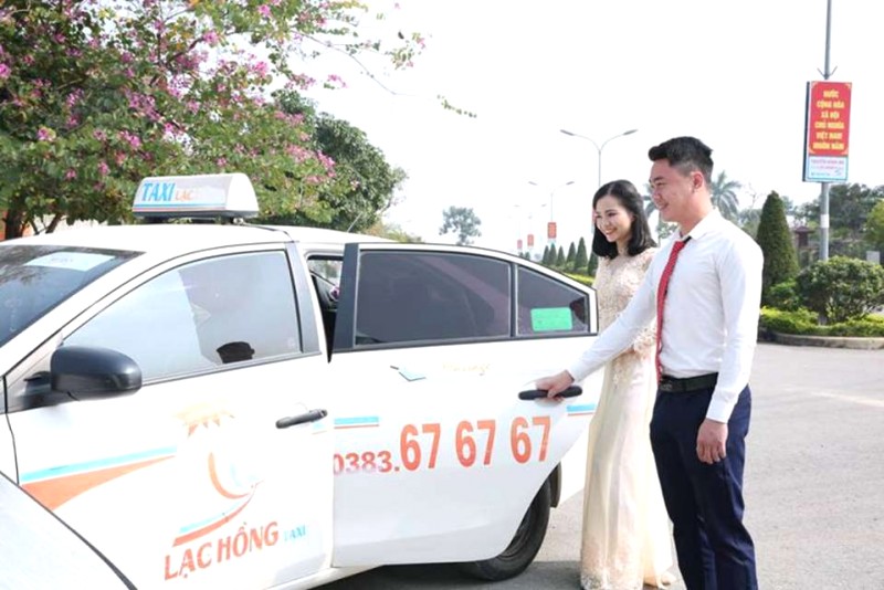 Taxi Lạc Hồng: Đánh giá giá cước, dịch vụ, hotline.