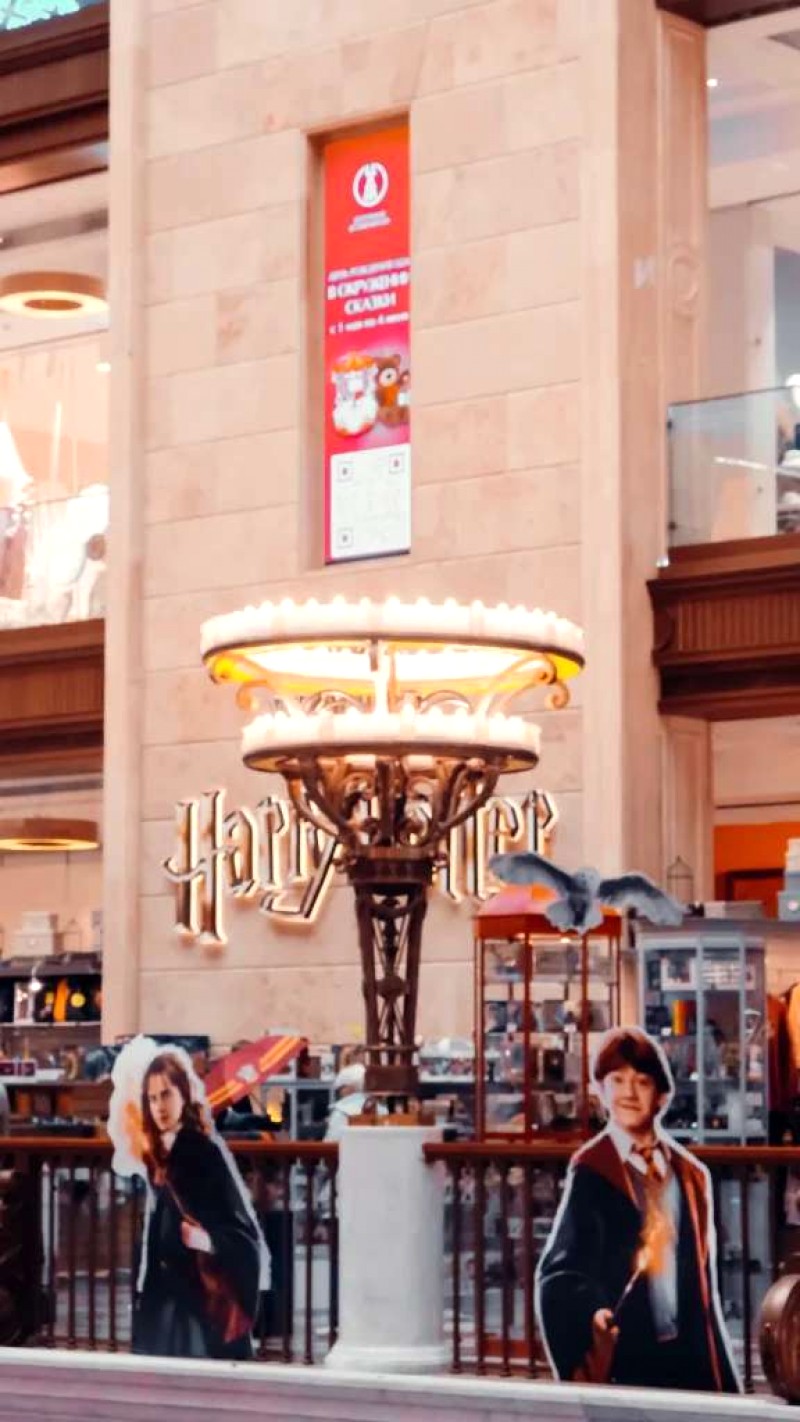 Phát hiện phù thủy Hogwarts ở Moscow!