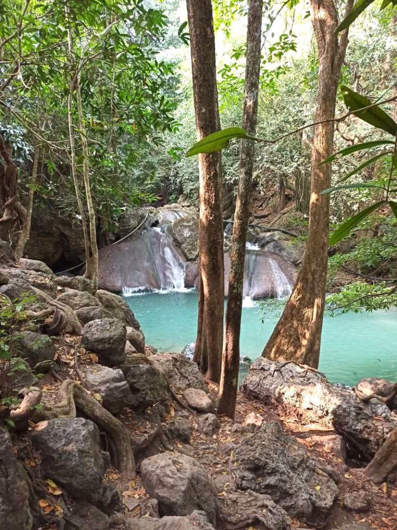 Khám phá thác Erawan, kỳ quan Thái Lan!