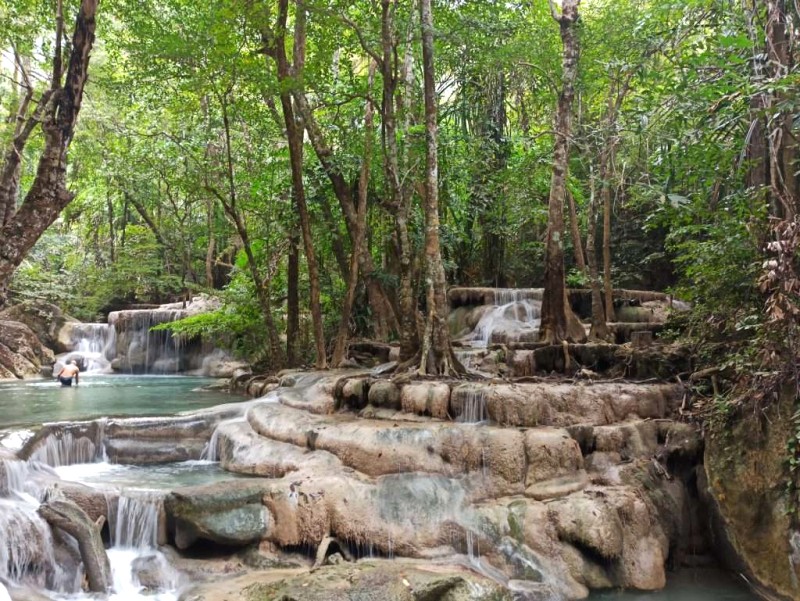 Khám phá thác Erawan đẹp nhất Thái Lan!