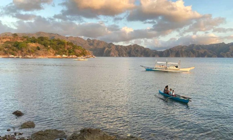 Khám phá thiên đường biển Coron, Philippines.