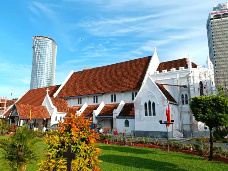 Khám phá Dataran Merdeka, quảng trường độc lập Kuala Lumpur.