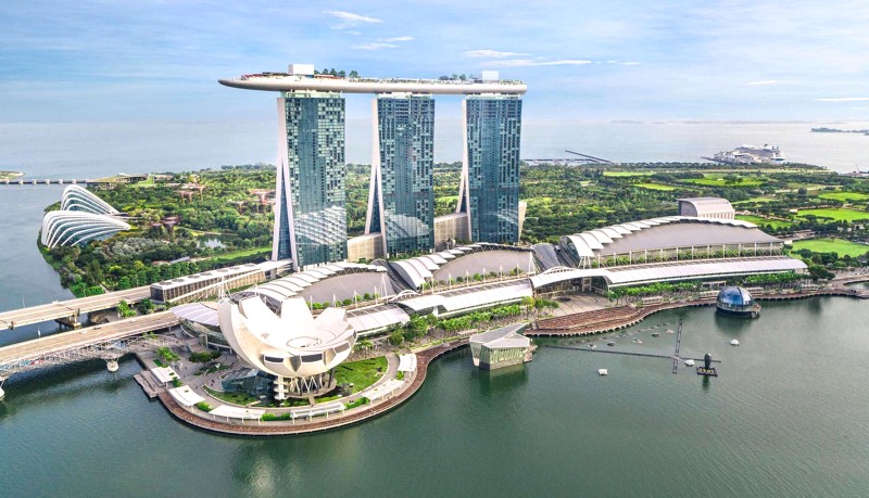 Khám phá thiên đường nổi: 5 sự thật về khách sạn trên thuyền Singapore!