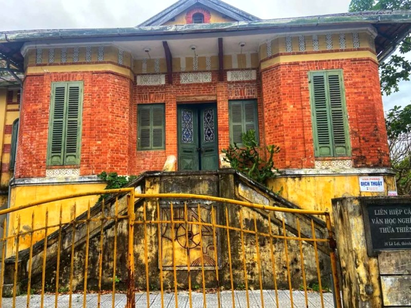 Khám phá 3 phố Huế: Tây, Ta, Tàu