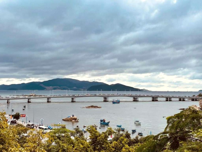 Nha Trang: Miền Trung, tự túc du lịch.