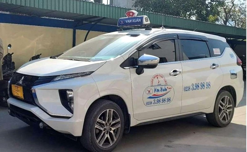 Taxi Vạn Xuân: đánh giá giá, dịch vụ, số hotline