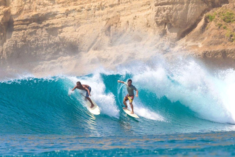 Surf Lombok: The Ultimate Guide (70 ký tự)