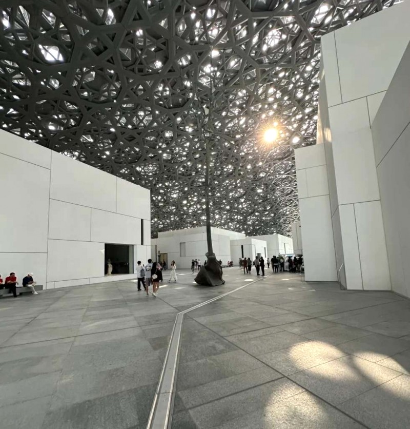 Khám phá Abu Dhabi: 2 ngày phiêu lưu văn hóa UAE