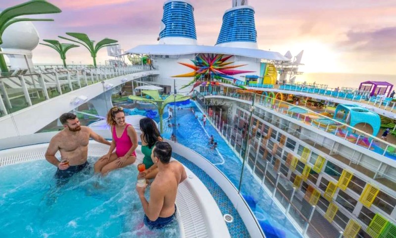 Du thuyền Icon of the Seas: Sang trọng, đẳng cấp.