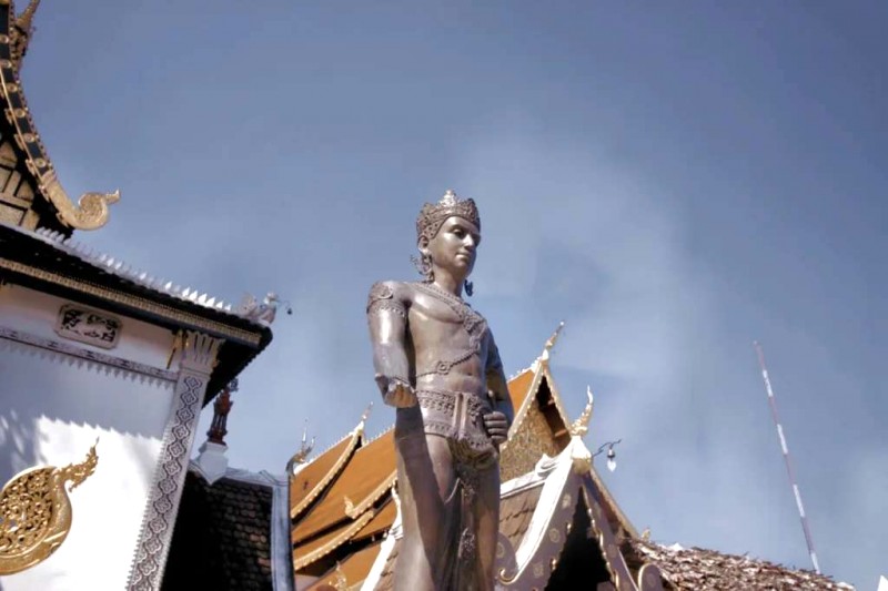 Wat Chedi Luang và những điều kì bí