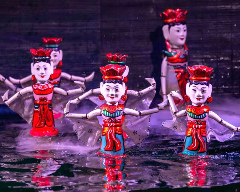Bến xe Gia Lâm: [Địa chỉ], [Số điện thoại], [Nhà xe]