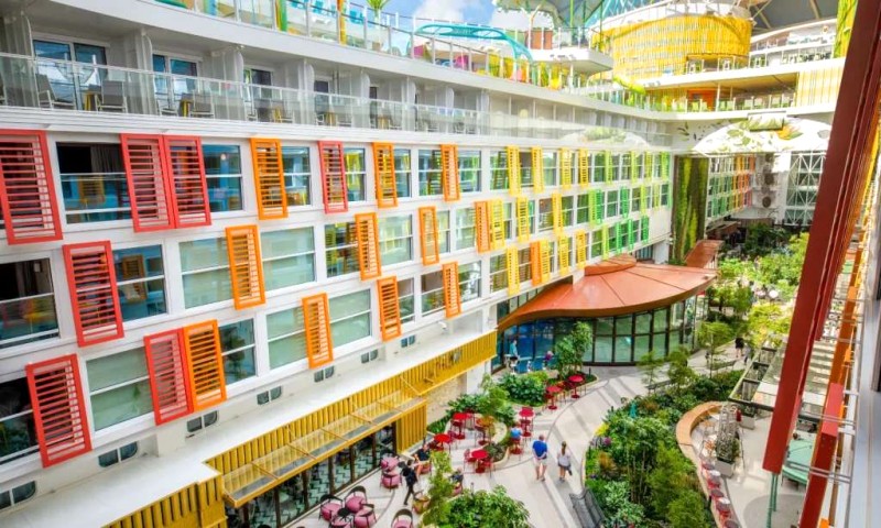 Du thuyền Icon of the Seas: Sang trọng đỉnh cao!