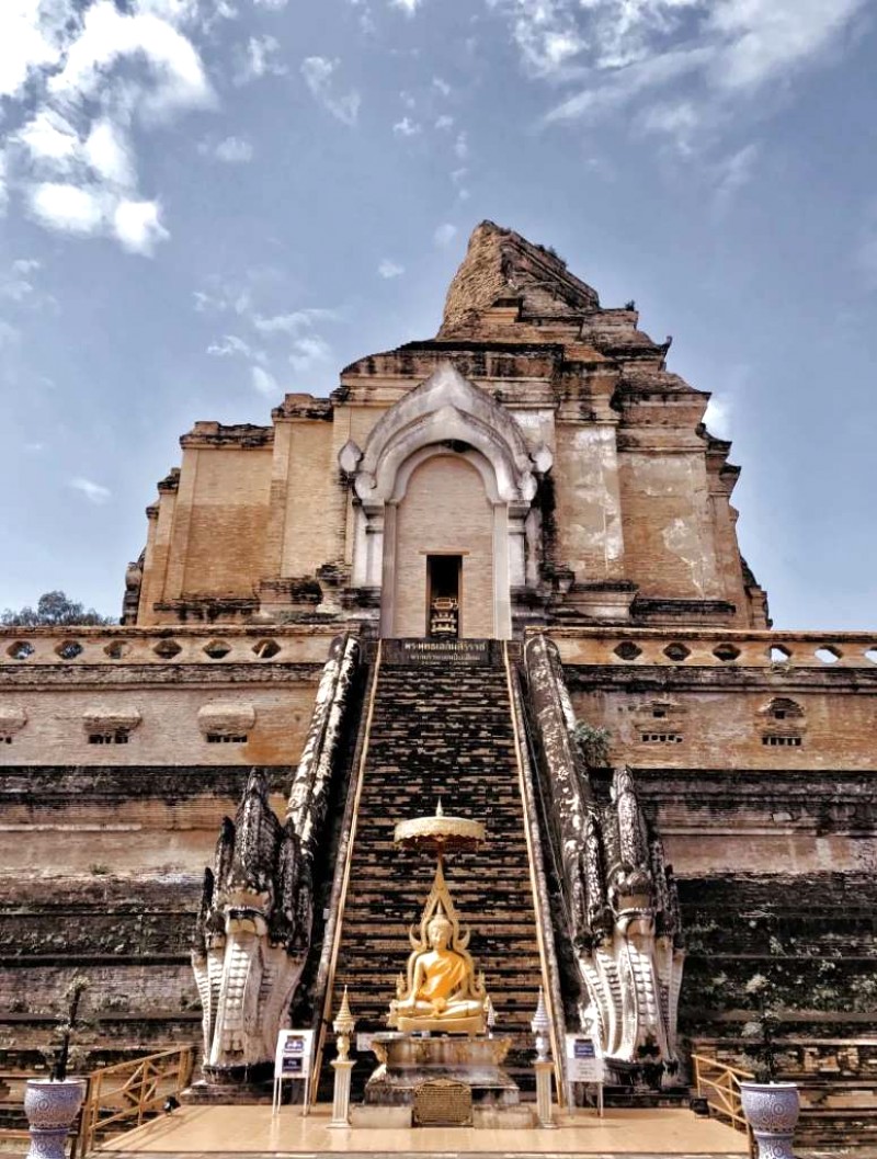 Wat Chedi Luang và những điều kì bí